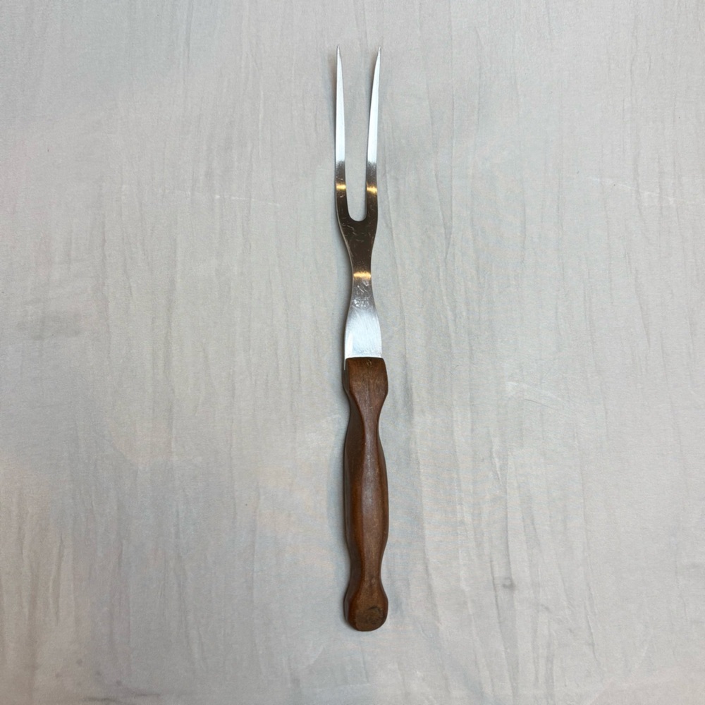 Vintage Cutco No 27 Carving Turning Fork Brown Handle